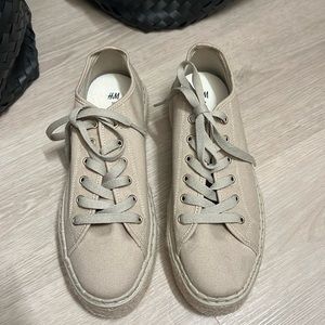 NWOT H&M espadrille platform sneaker nude